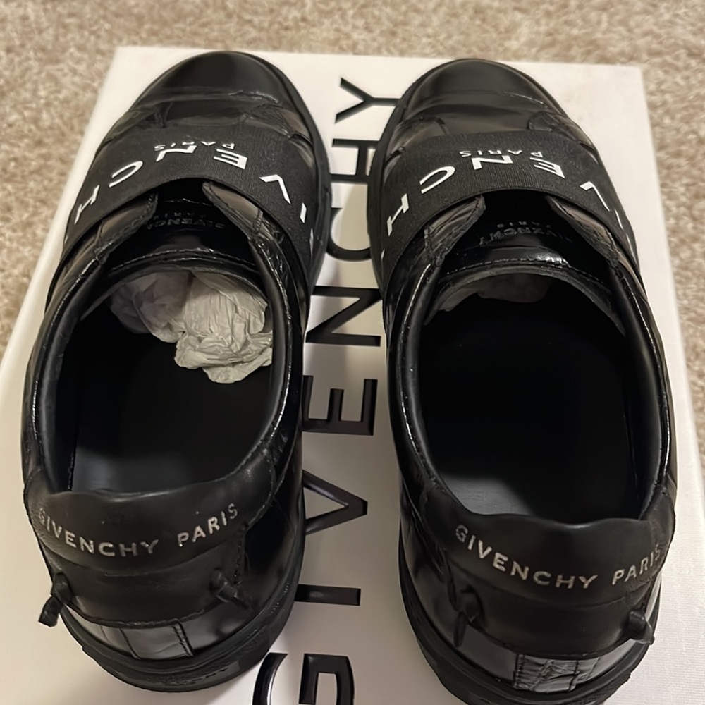 Womens Givenchy Black Croc Elastic Urban Knots Sneakers - Picture 7 of 9
